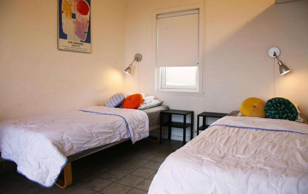 Harbour Sleep Motel Neksø Exterior foto